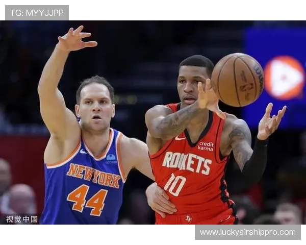 霍乐迪家族篮球传承，火箭老将成更衣室定海针