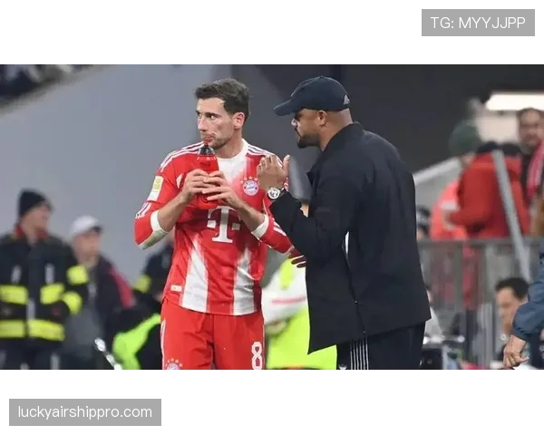 罗马诺确认格雷茨卡未与曼联达成协议,马竞热刺冬窗曾尝试签他 罗马诺确认格雷茨卡未与曼联达成协议,马竞热刺冬窗曾尝试签他